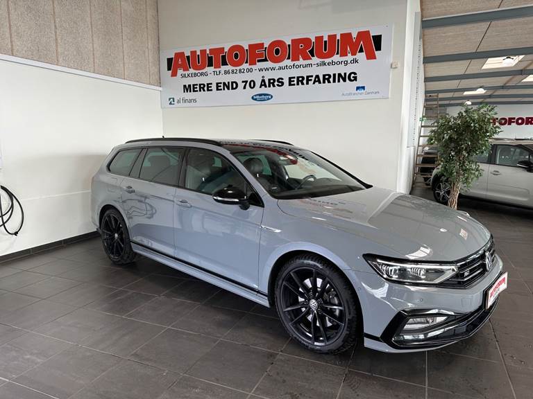VW Passat 2,0 TSi 272 R-line Variant DSG 4Motion