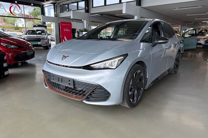 Sølv Cupra Born fra 2024