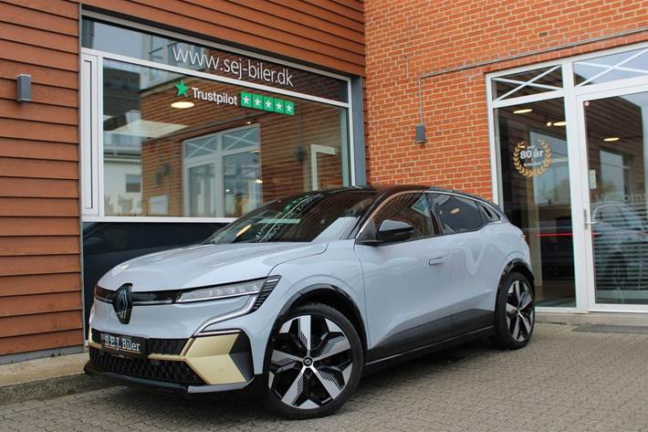 Grå Renault Megane E-Tech fra 2023