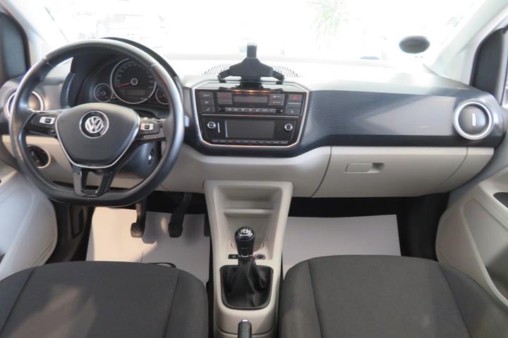 Hvid VW UP! fra 2017