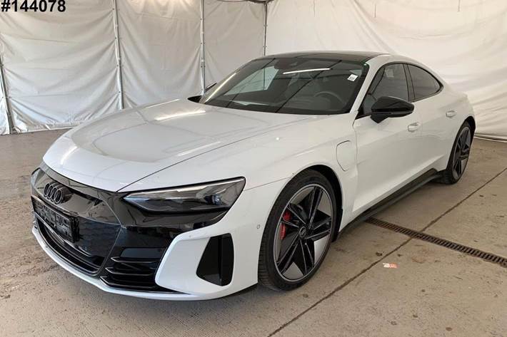 Grå Audi RS e-tron GT fra 2022