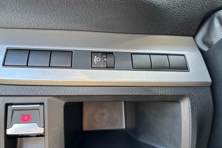 Hvid Toyota Proace Verso Electric fra 2024