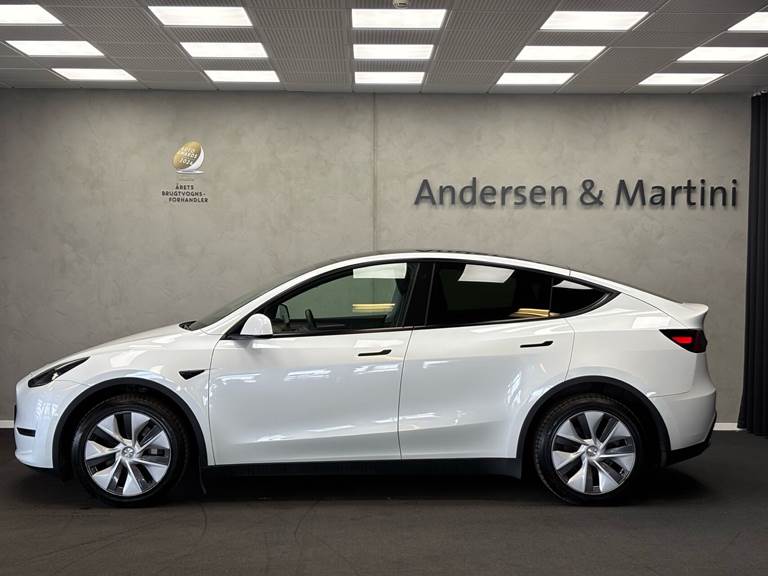 Tesla Model Y EL Long Range AWD 514HK 5d Aut.