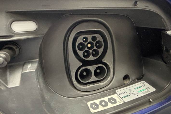 Blå VW ID.4 fra 2021