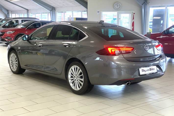undefined Opel Insignia fra 2017