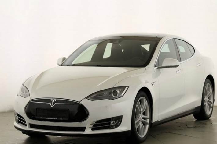 undefined Tesla Model S fra 2016