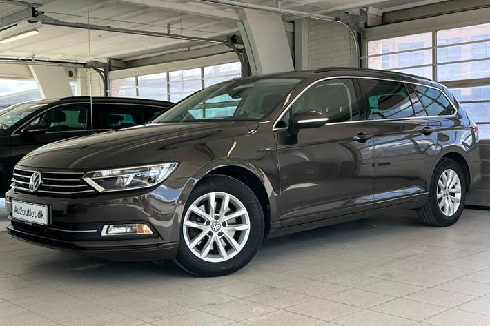Brun VW Passat fra 2018
