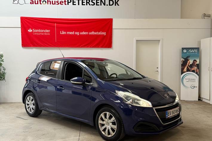 Blå Peugeot 208 fra 2018