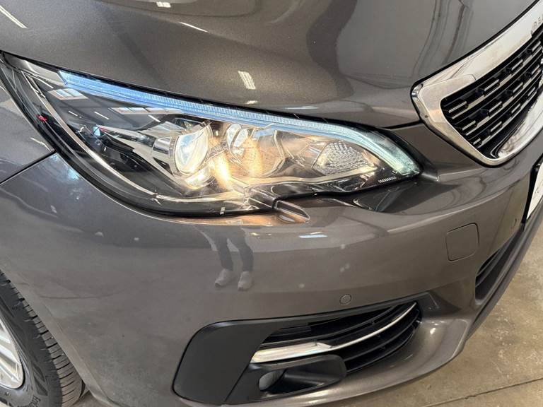 Peugeot 308 1,5 BlueHDi 130 Allure+ Sky SW