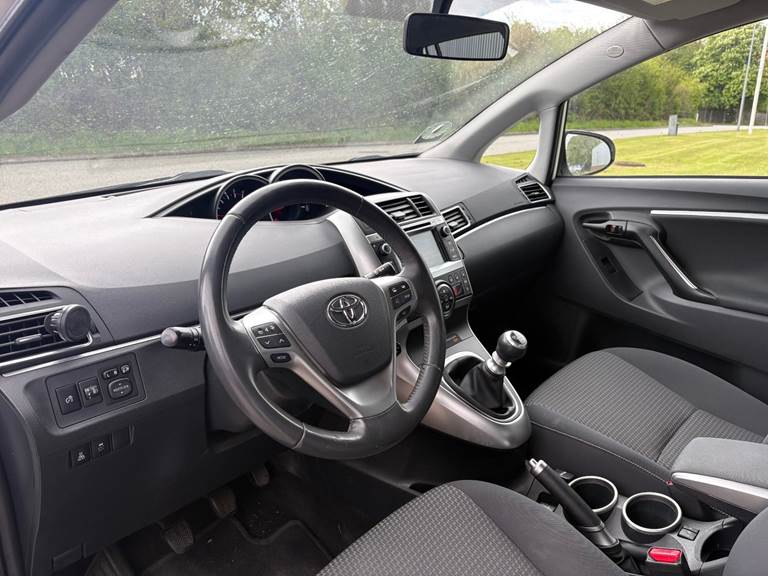 Toyota Sportsvan 1,6 D-4D T2 Vision
