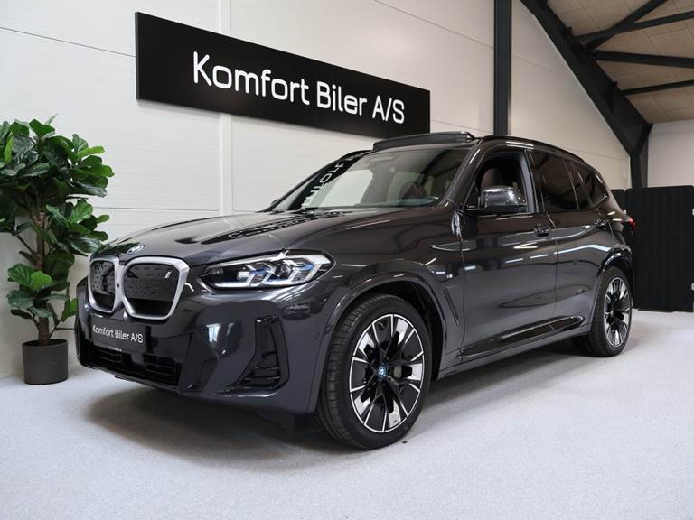 BMW iX3 Charged Plus M-Sport