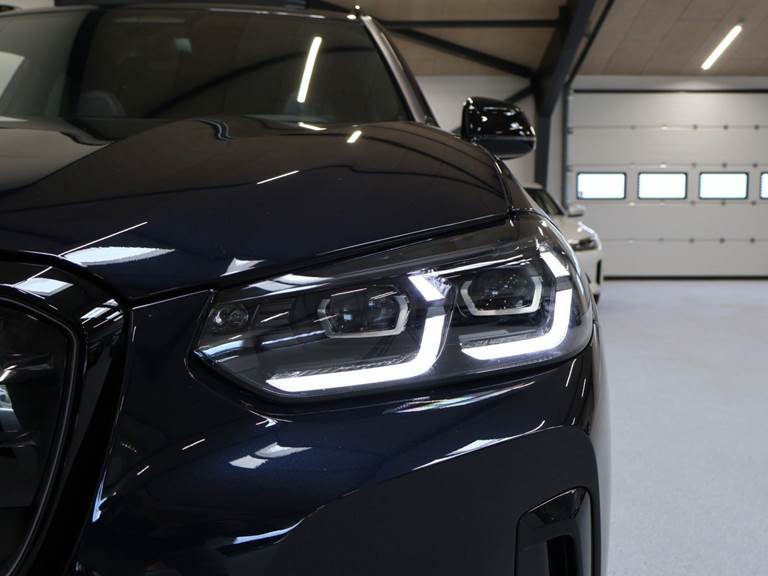 BMW iX3 Charged M-Sport