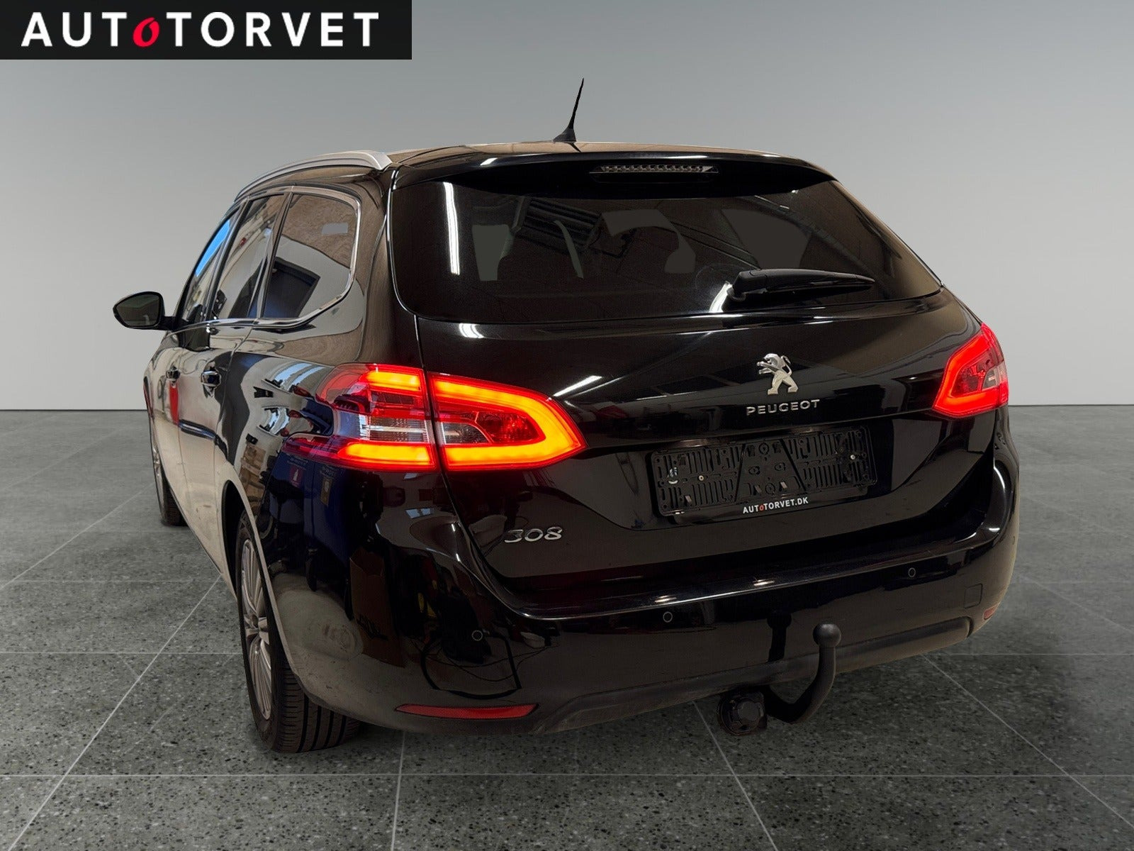 Sort Peugeot 308 fra 2018