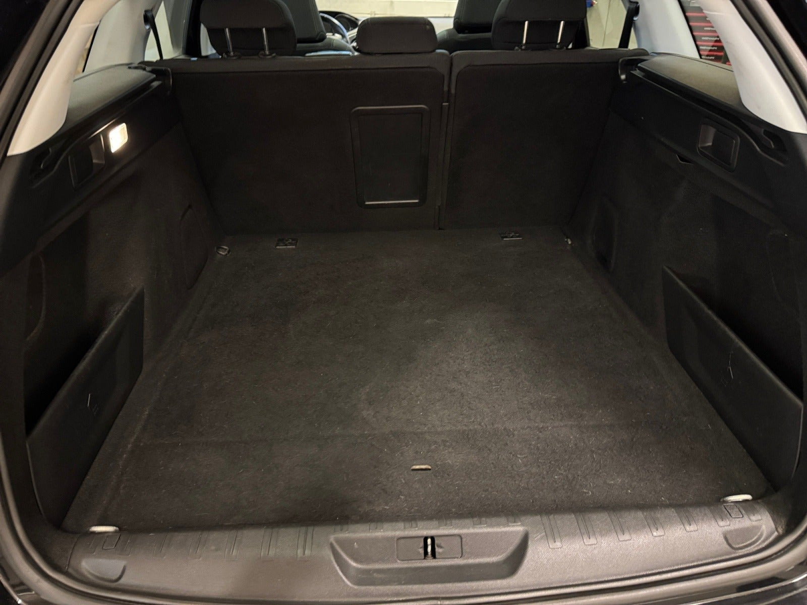Sort Peugeot 308 fra 2018