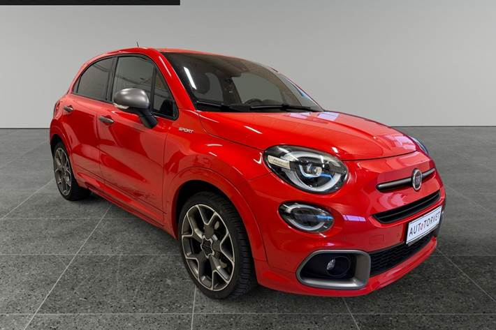 Rød Fiat 500X fra 2020