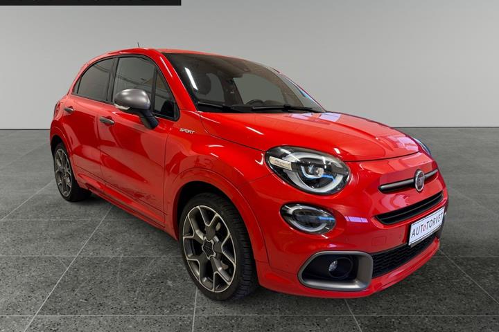 Rød Fiat 500X fra 2020