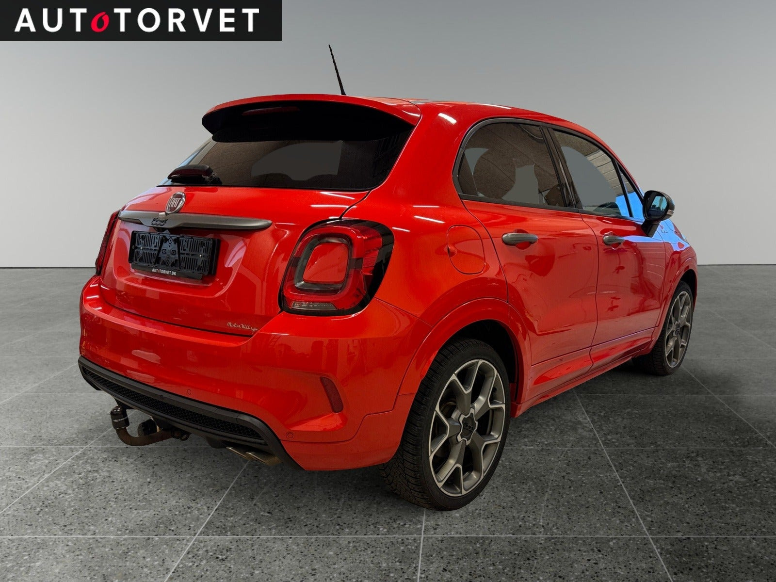 Rød Fiat 500X fra 2020