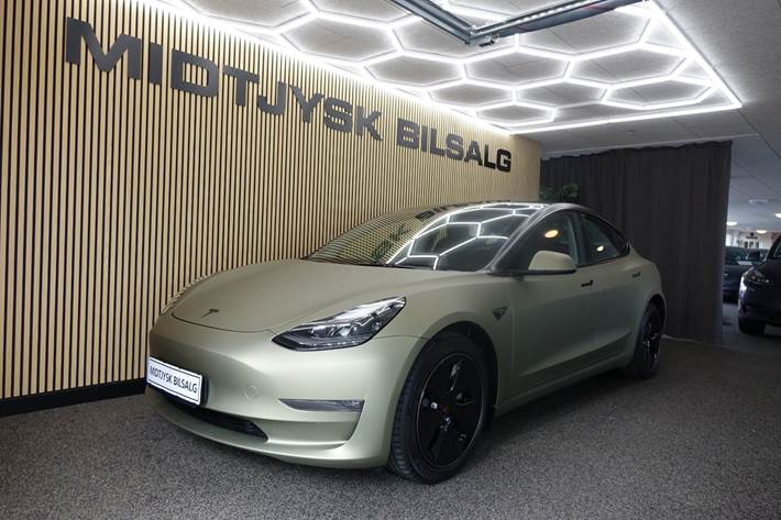 undefined Tesla Model 3 fra 2021
