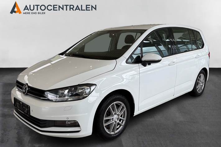 undefined VW Touran fra 2018 set udefra