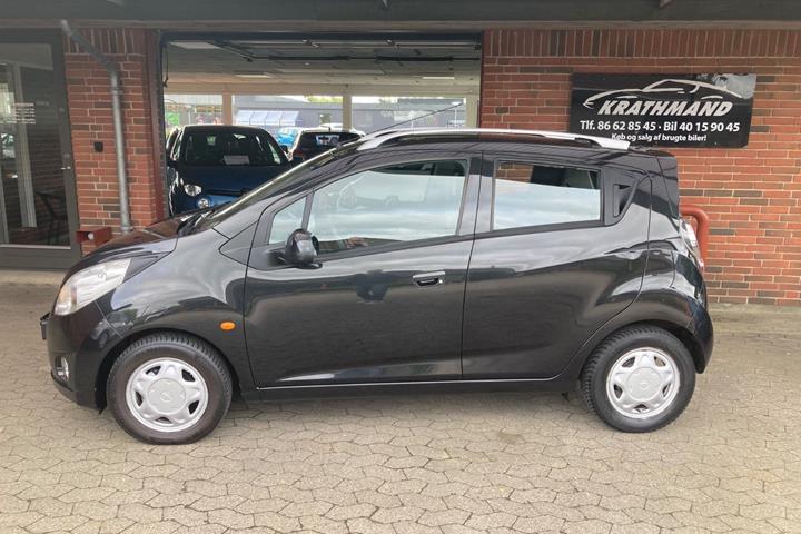 Sort Chevrolet Spark fra 2010