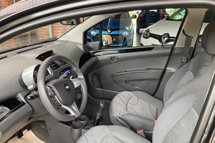Sort Chevrolet Spark fra 2010