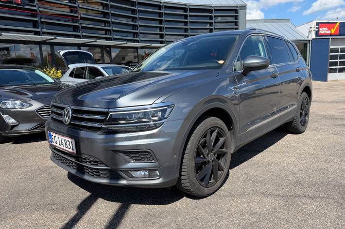 Grå VW Tiguan Allspace fra 2020