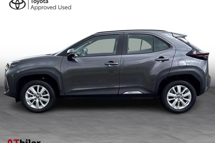 Sort Toyota Yaris Cross fra 2023