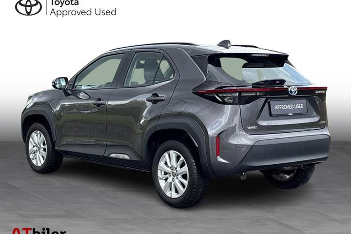 Sort Toyota Yaris Cross fra 2023