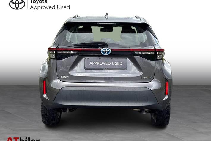 Sort Toyota Yaris Cross fra 2023
