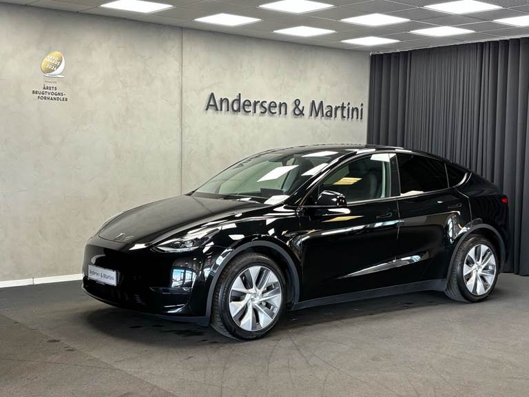 Tesla Model Y EL Long Range AWD 514HK 5d Aut.