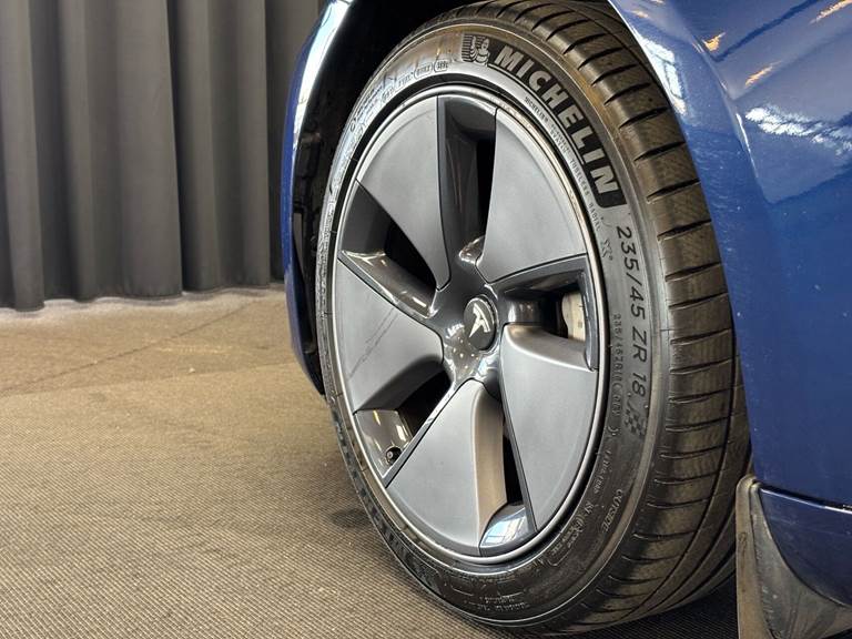Tesla Model 3 EL 283HK Aut.