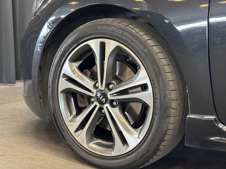 Kia Ceed 1,6 CRDI GT-Line Limited DCT 136HK 5d 7g Aut.