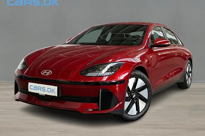 Rød Hyundai Ioniq 6 fra 2026 set udefra