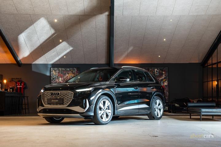 Sort Audi Q4 e-tron fra 2024