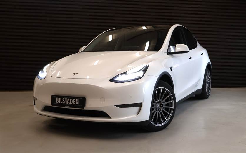 Tesla Model Y Long Range AWD