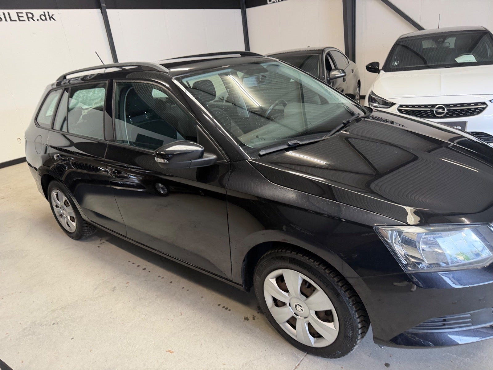 Sort Skoda Fabia fra 2016