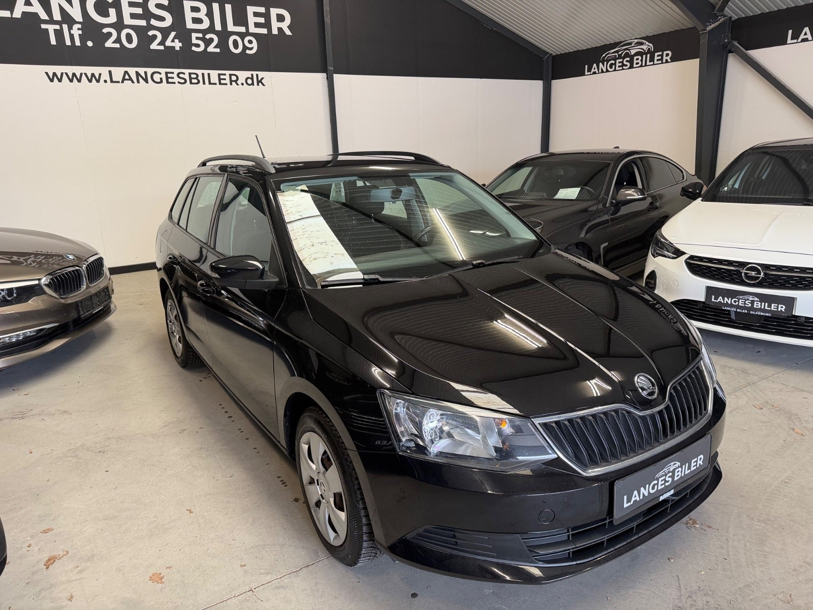 Sort Skoda Fabia fra 2016