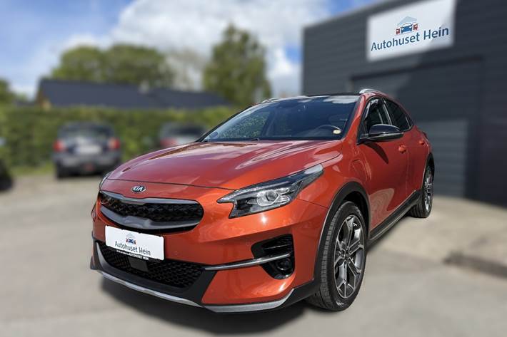 Orange Kia XCeed fra 2020