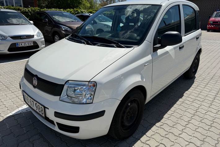 Hvid Fiat Panda fra 2003