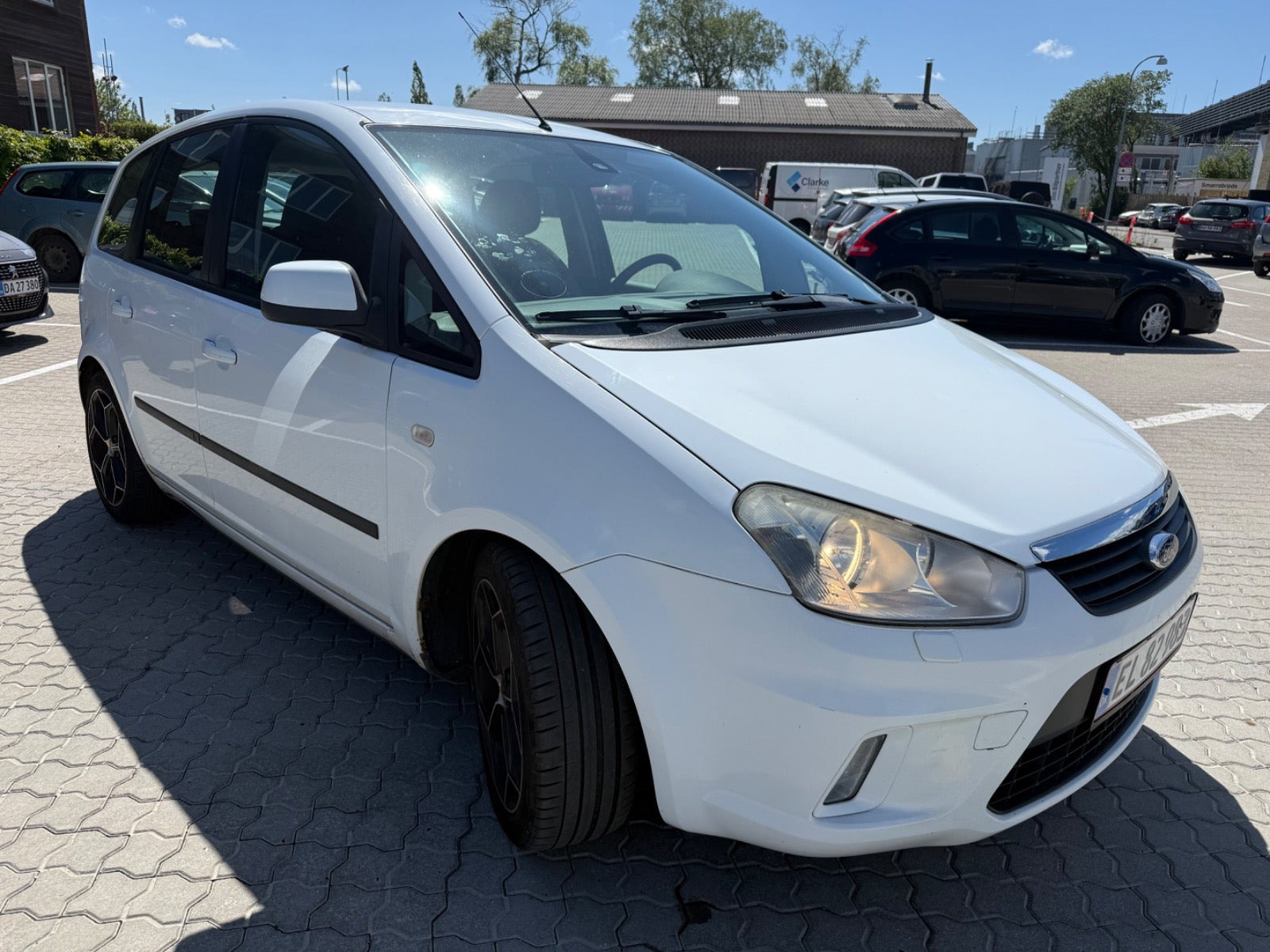 Hvid Ford C-MAX fra 2010