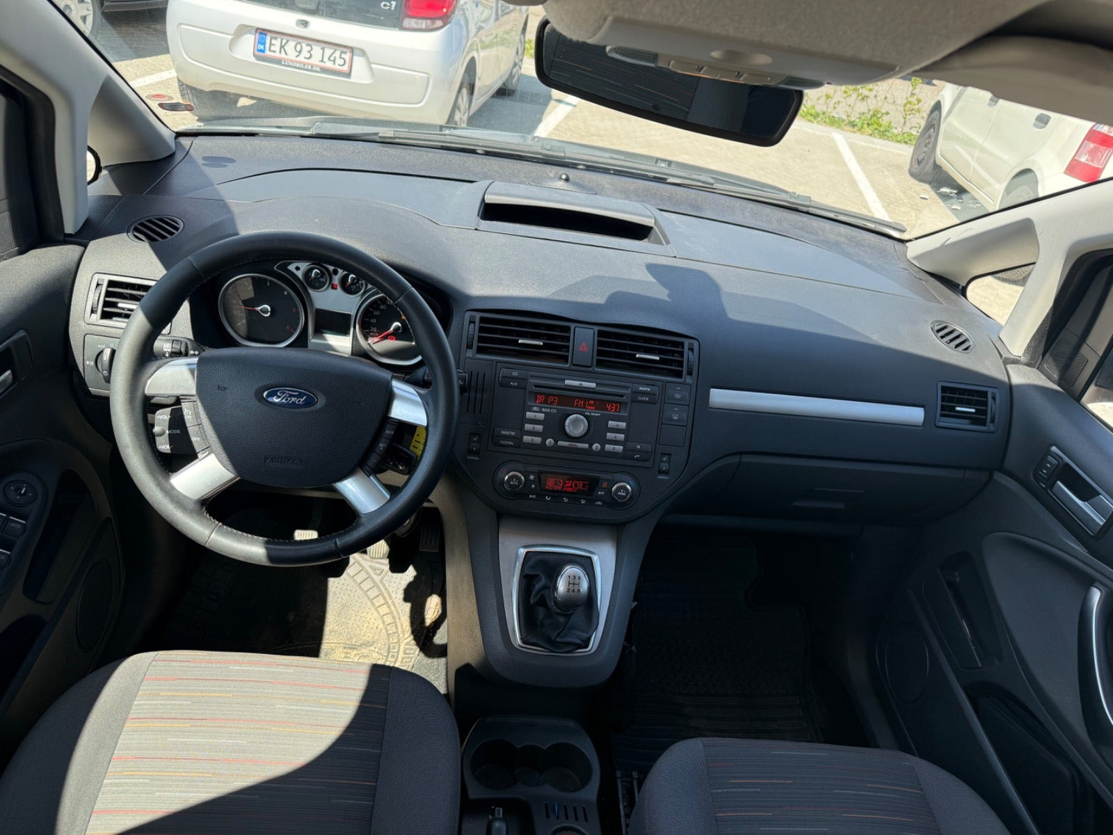 Hvid Ford C-MAX fra 2010