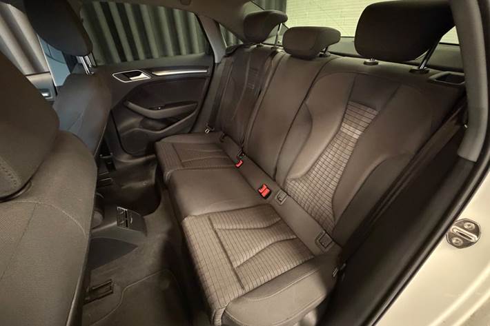 Hvid Audi A3 fra 2018