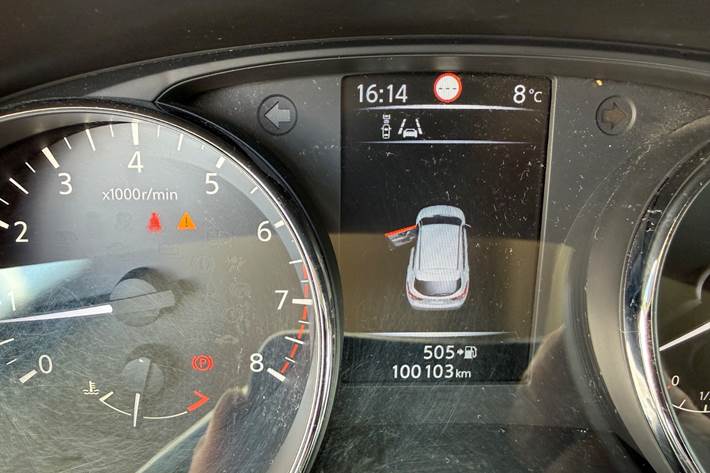 Grøn Nissan Qashqai fra 2014