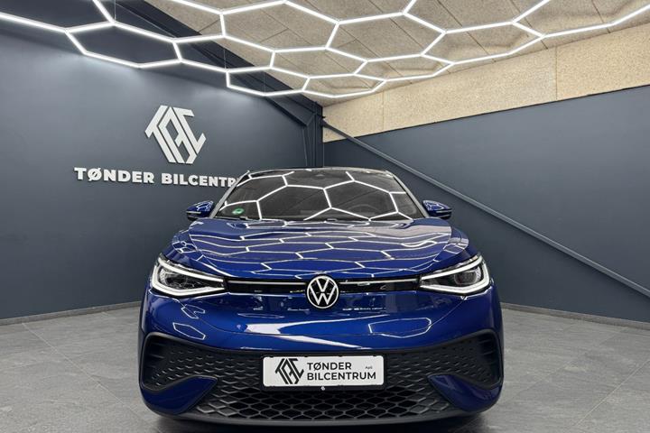 Blå VW ID.5 fra 2025