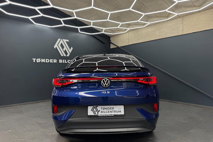 Blå VW ID.5 fra 2025