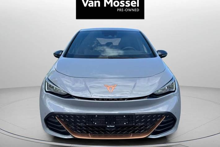 Grå Cupra Born fra 2022
