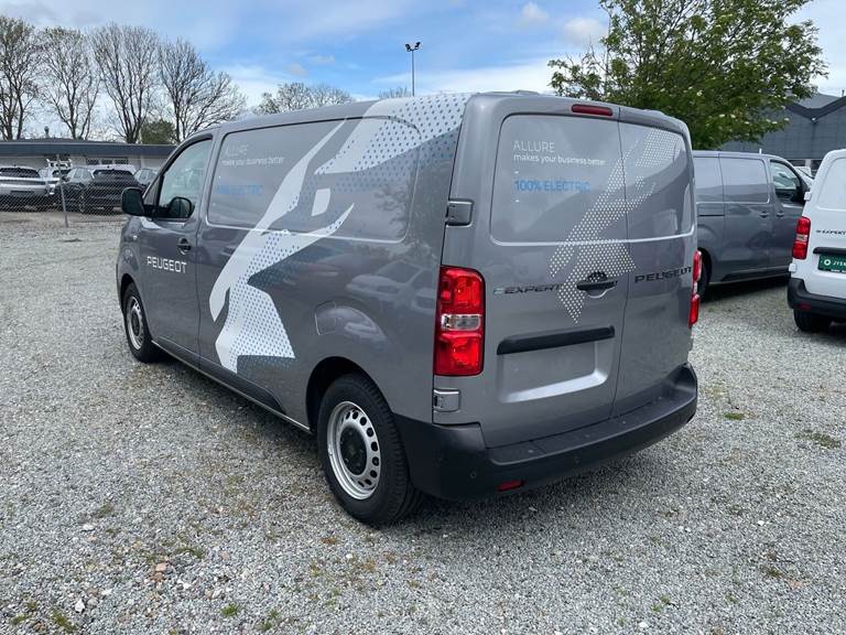 Peugeot e-Expert 75 L2 Plus Van