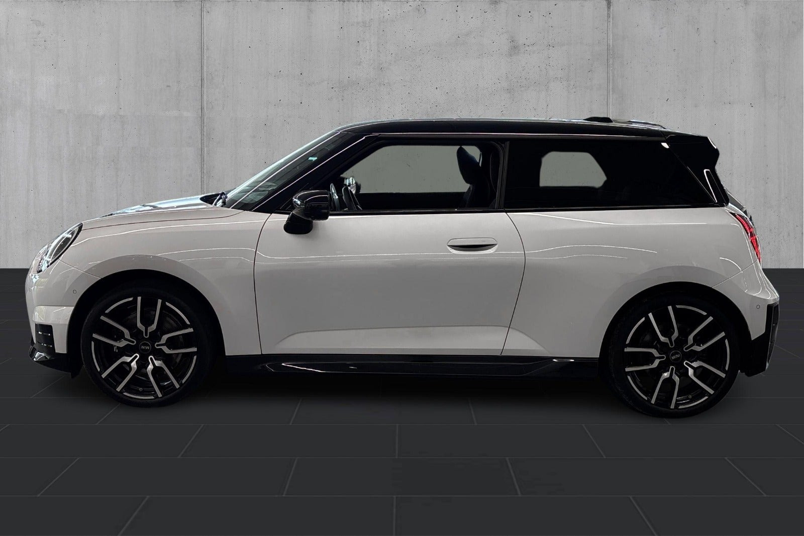 Hvid Mini Cooper SE fra 2025