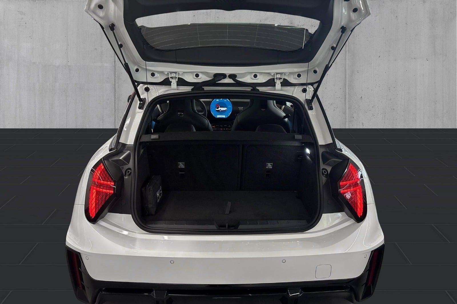Hvid Mini Cooper SE fra 2025