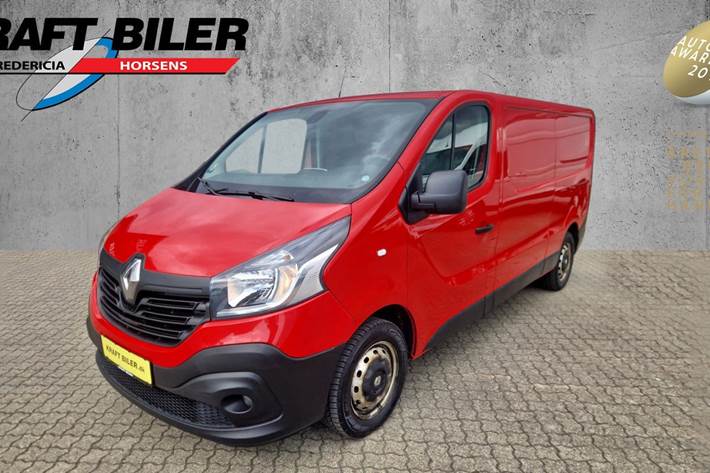 Rød Renault Trafic T29 fra 2018